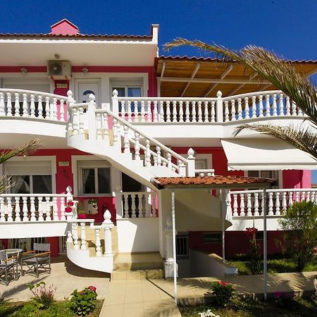Nereids Apartments And Studios Криси Амудия Екстериор снимка