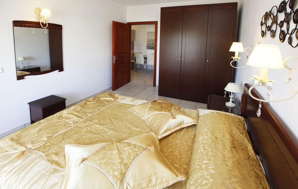 Nereids Apartments And Studios Криси Амудия Екстериор снимка