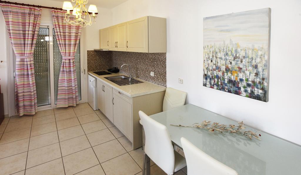 Nereids Apartments And Studios Криси Амудия Екстериор снимка