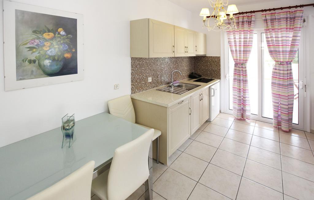 Nereids Apartments And Studios Криси Амудия Екстериор снимка